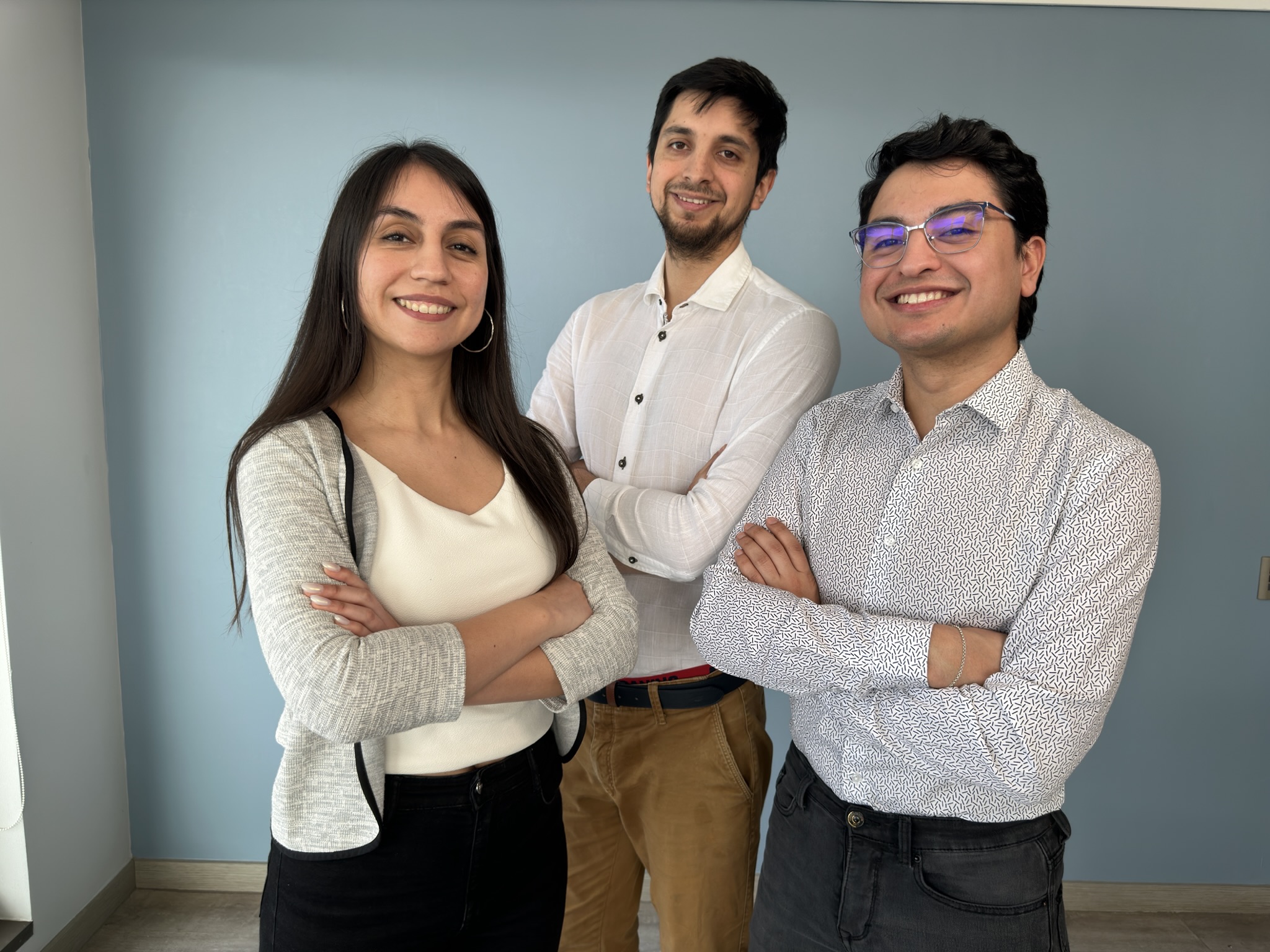 Equipo CAPYME reunido y sonriendo